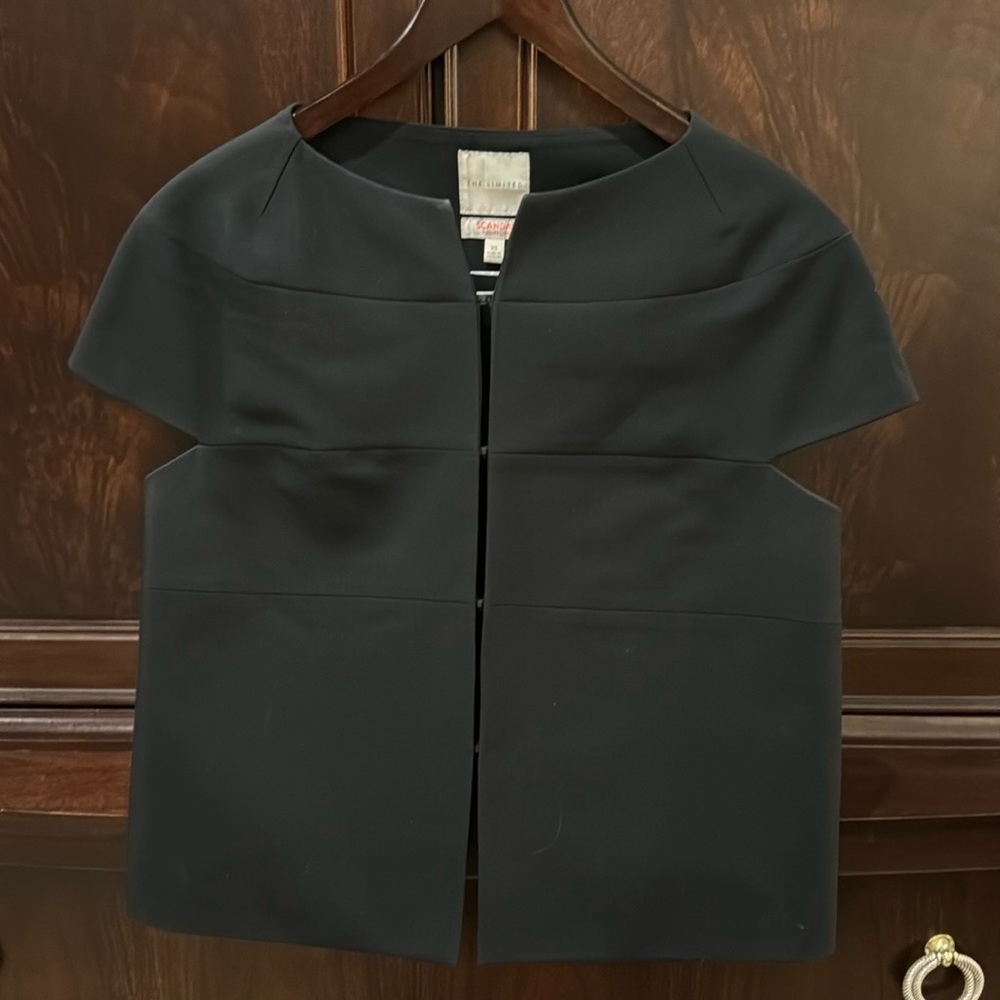 Cap sleeve blazer - The Limited “Scandal collection”- XS